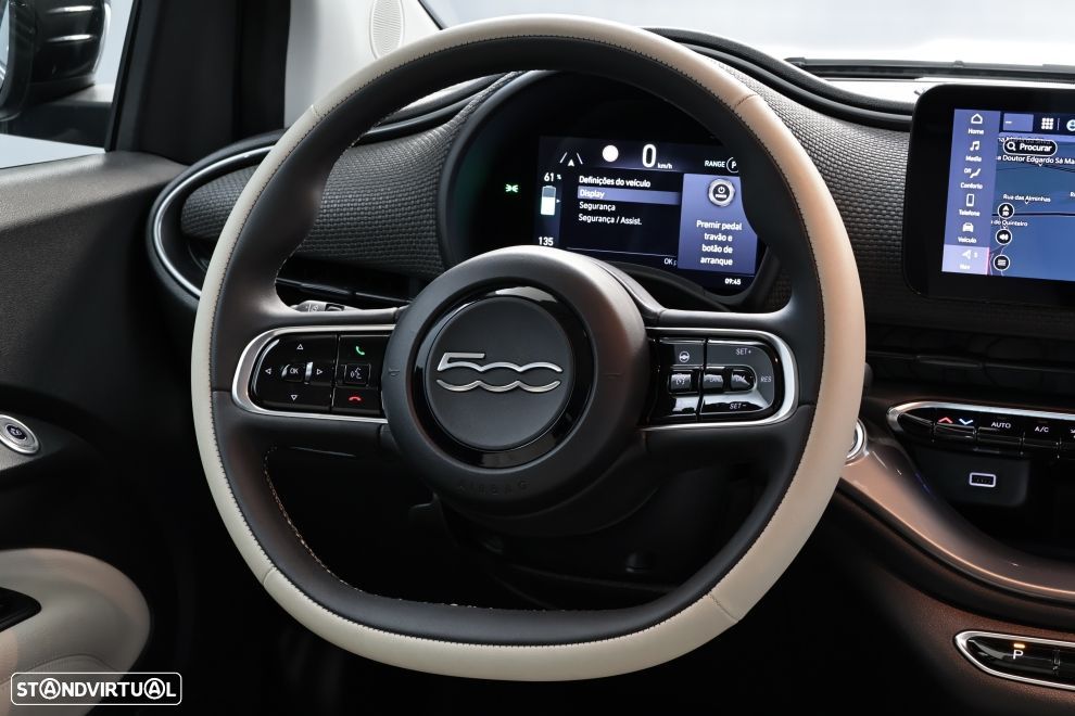 Fiat 500e La Prima - 17