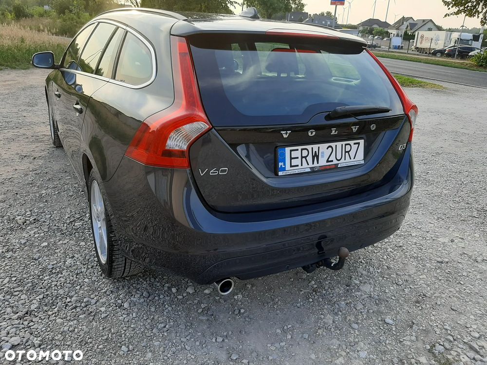 Volvo V60 D3 Geartronic Summum - 2