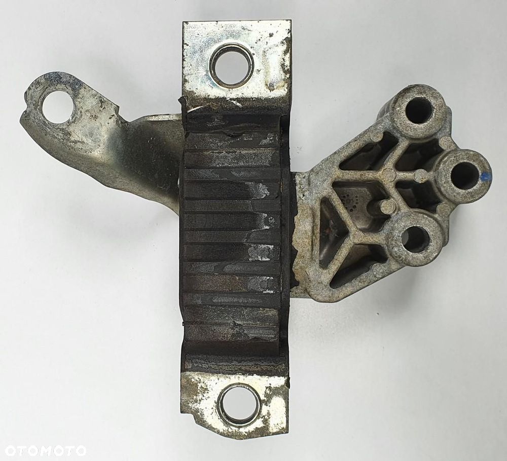 ŁAPA WSPORNIK PODUSZKA SILNIKA FIAT PANDA II 1.1 8V 46800409 - 3