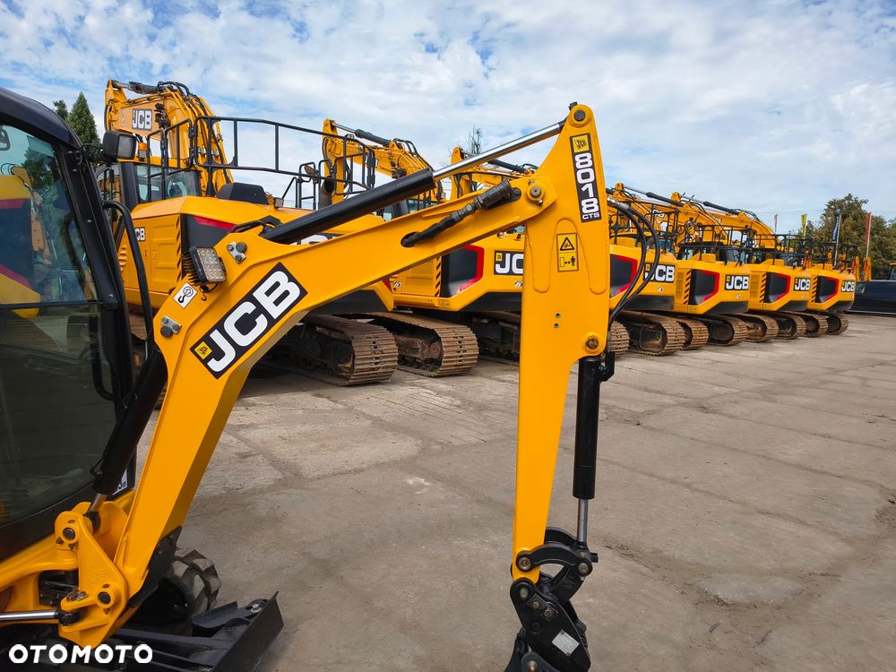 JCB 8018 - 16