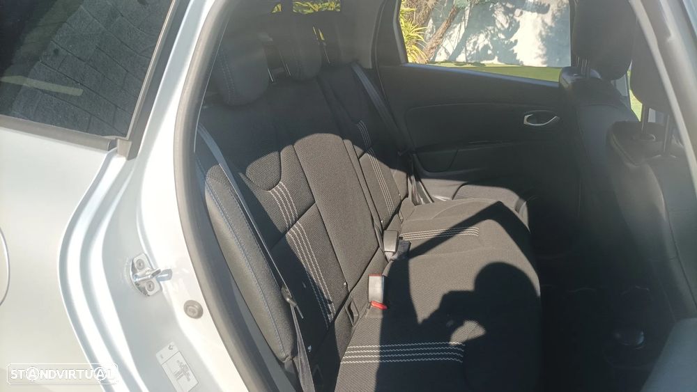 Renault Clio Sport Tourer 1.5 dCi GT Line - 13