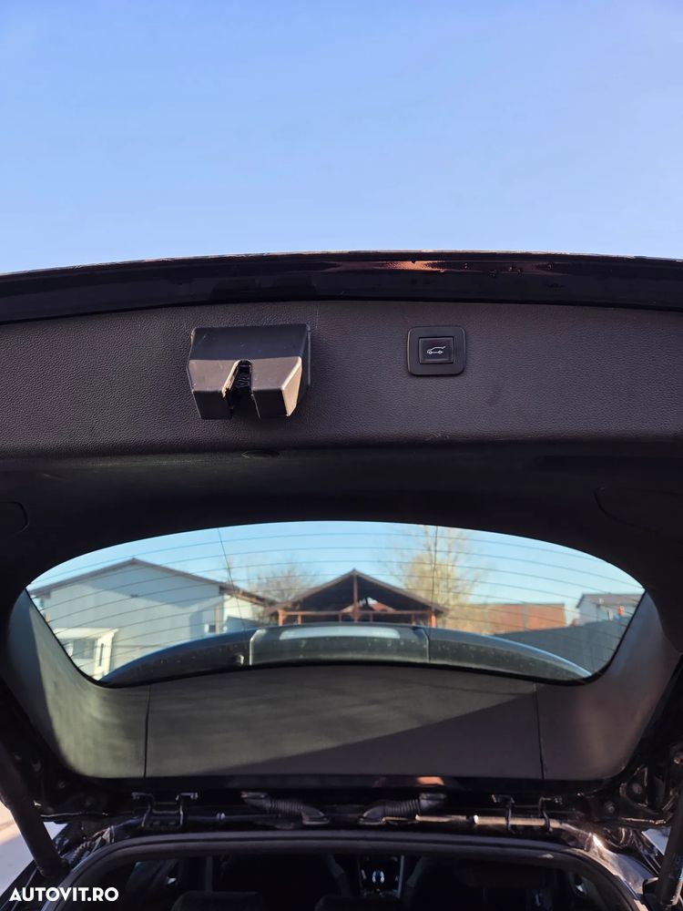 Opel Astra 1.6 BiTrb D (CDTI) Start/Stop Dynamic - 17