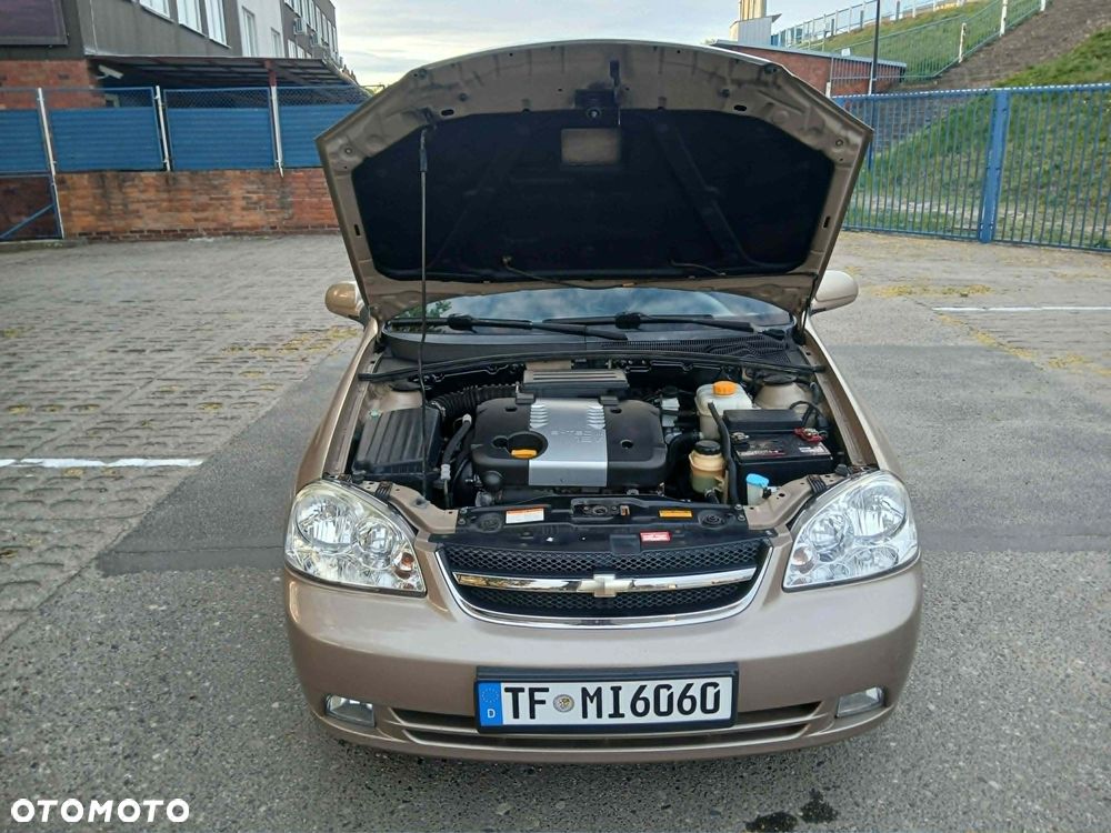Chevrolet Nubira - 11