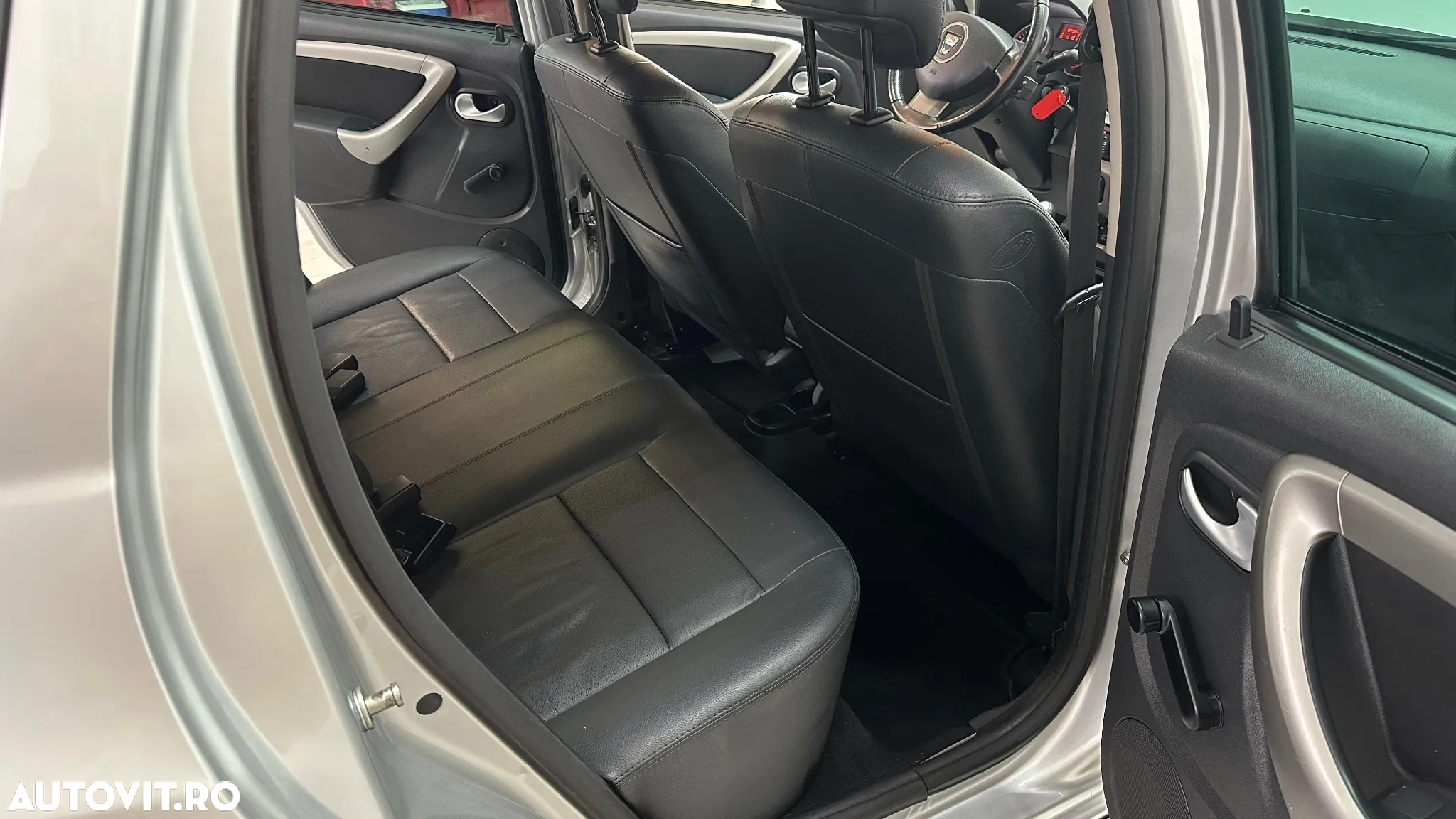 Dacia Duster 1.6 4x2 Ambiance - 8