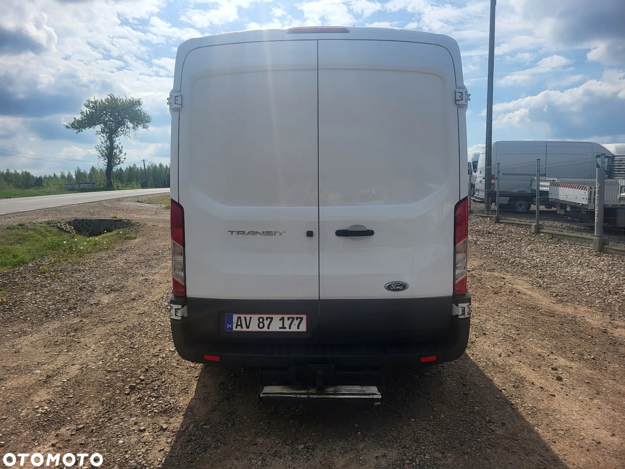 Ford Transit - 8