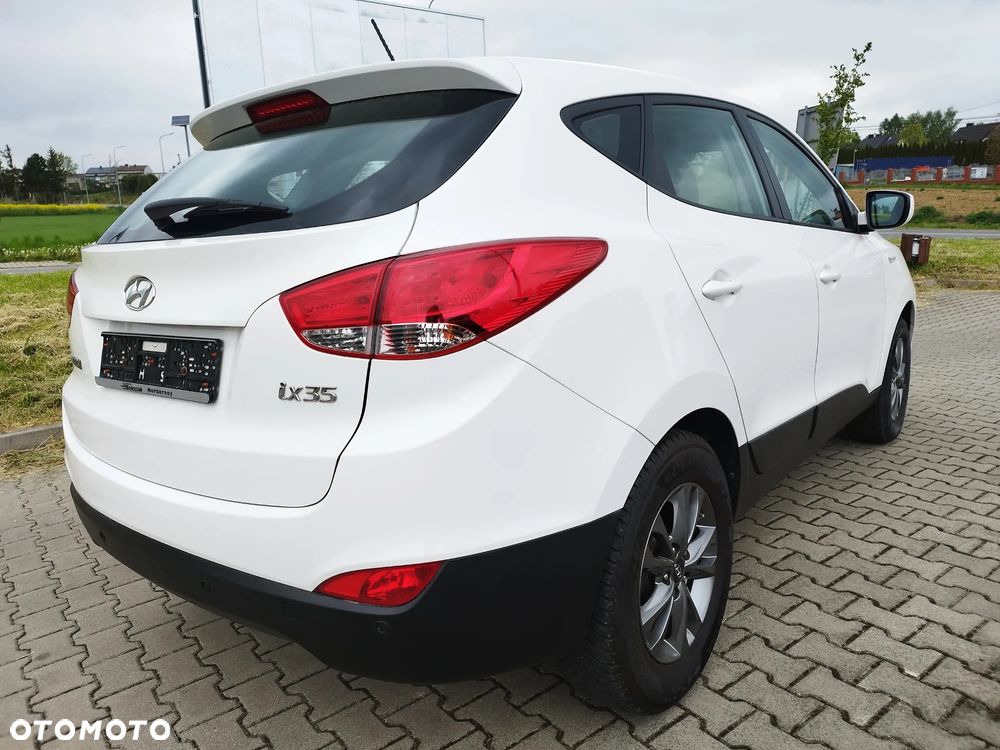 Hyundai ix35 1.6 2WD Fifa World Cup Edition - 6