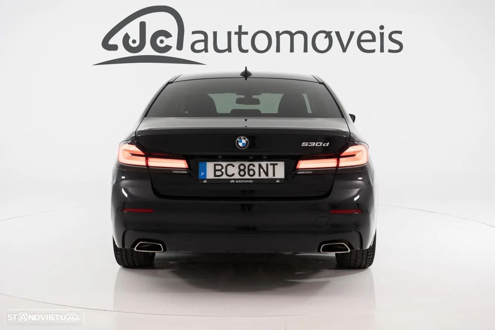 BMW 530 d Line Luxury Auto - 9