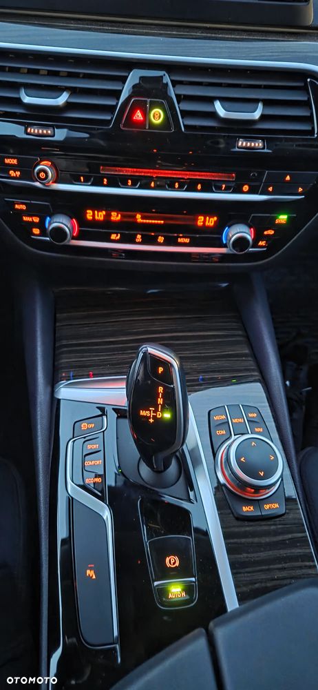 BMW Seria 5 518d - 6