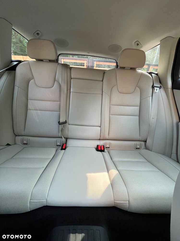 Volvo V60 T6 AWD Inscription - 13