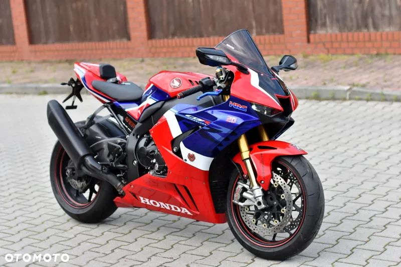 Honda CBR - 3