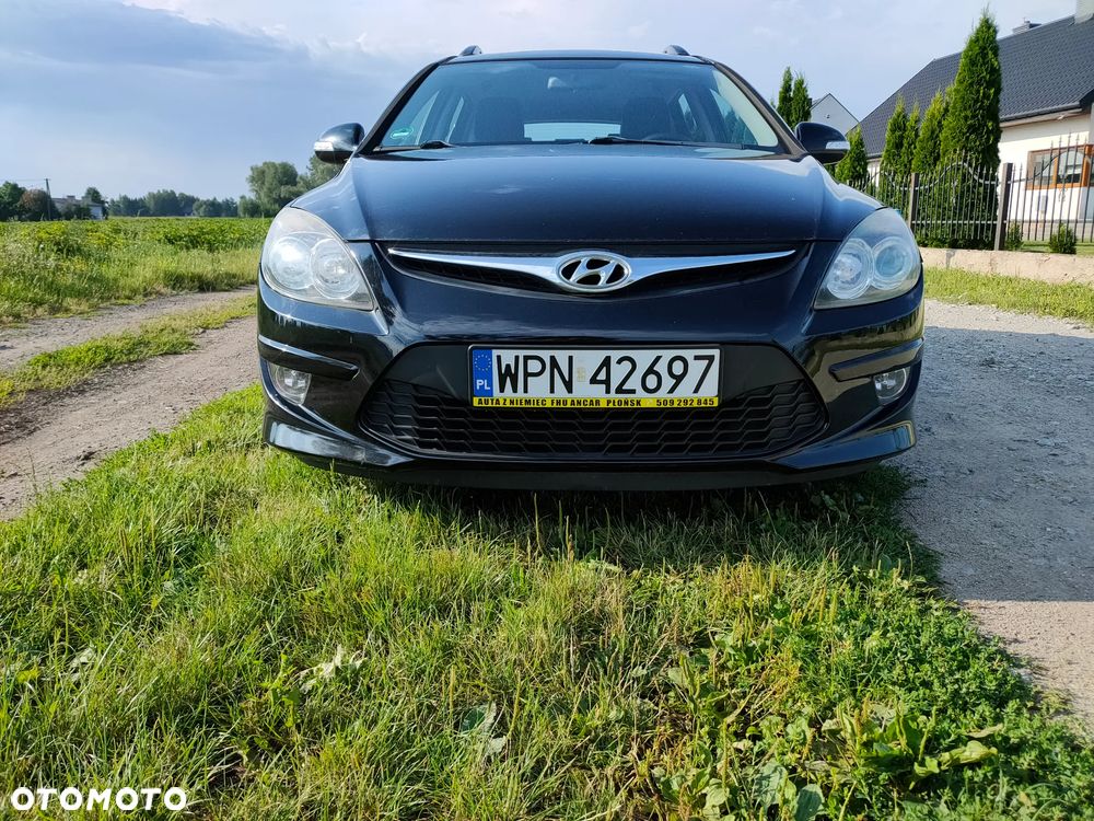Hyundai i30 1.4 Base + - 2