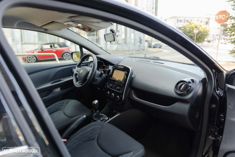 Renault Clio Sport Tourer 0.9 TCe Limited - 23