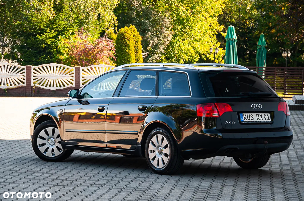 Audi A4 Avant 2.0 TDI - 9