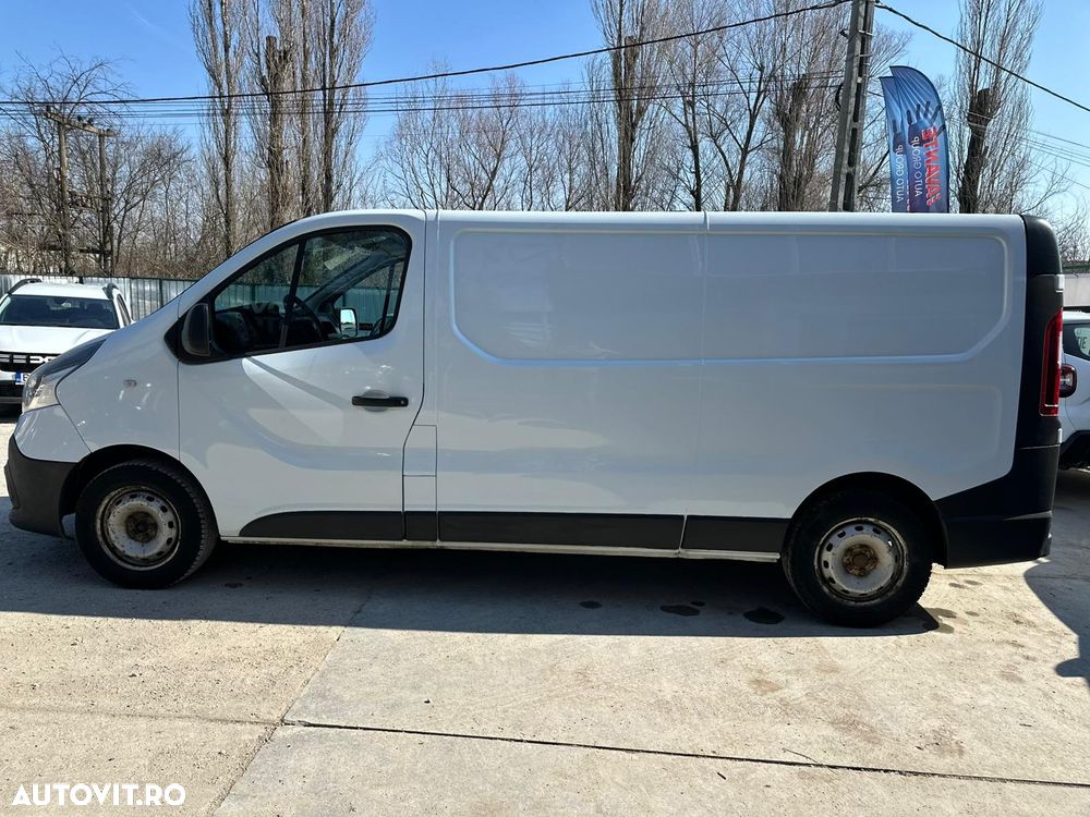 Renault Trafic - 10