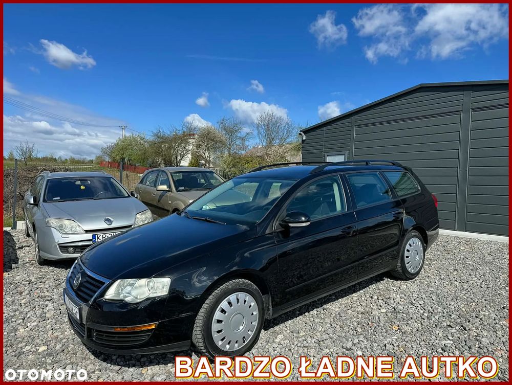 Volkswagen Passat 1.9 TDI Highline - 1