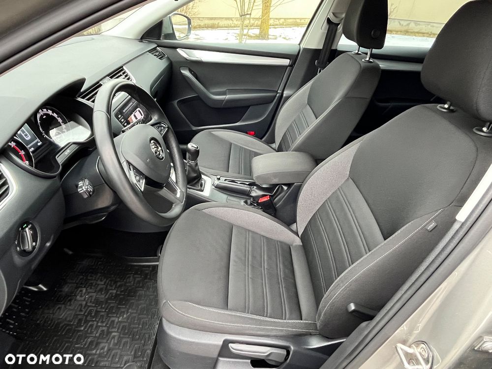 Skoda Octavia 1.4 TSI Ambition - 19
