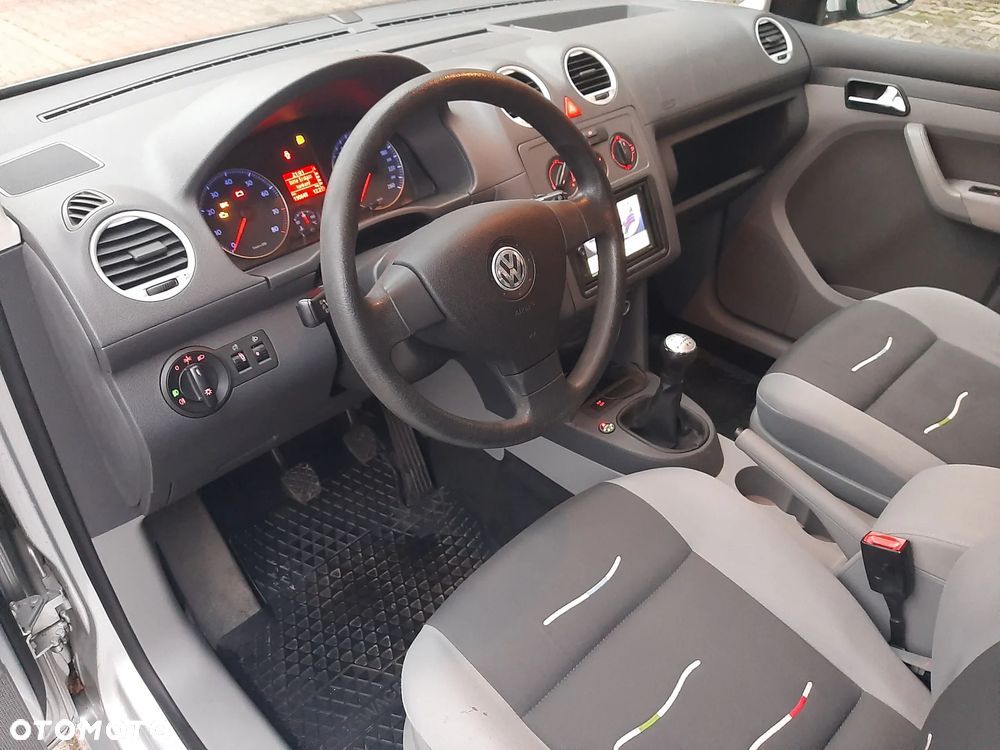 Volkswagen Caddy Life - 12