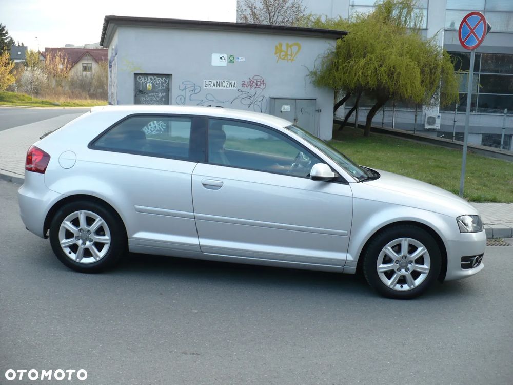 Audi A3 3-drzwiowe 2.0 TDI Ambition - 2