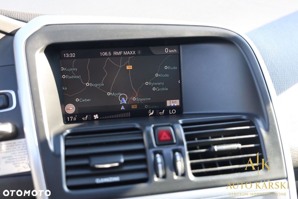 Volvo XC 60 - 24