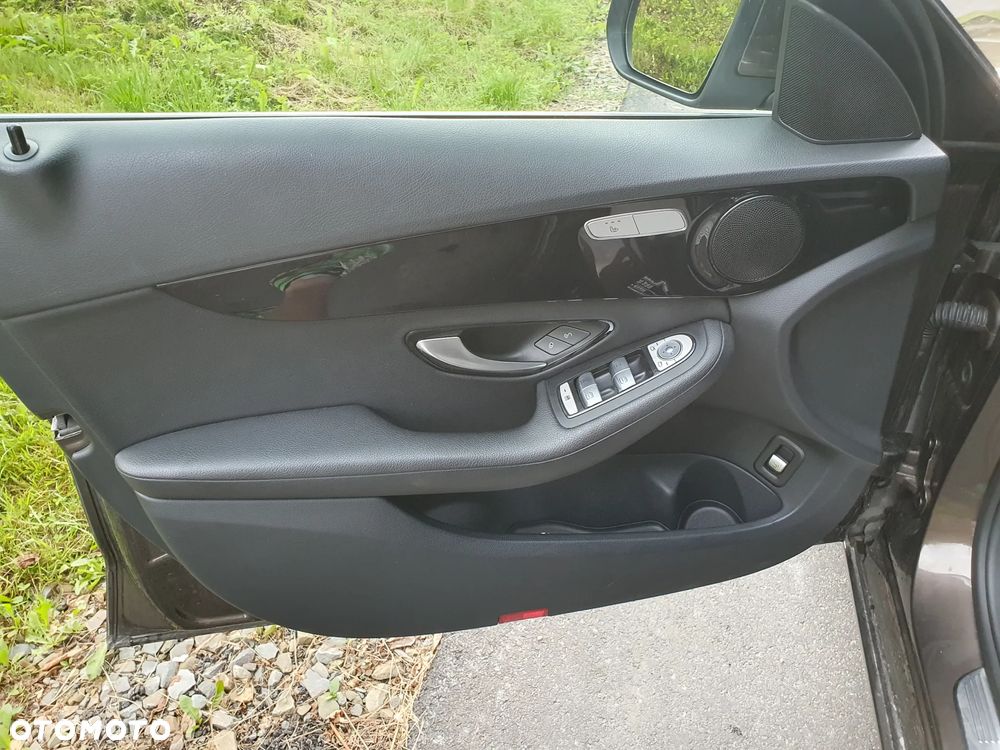 Mercedes-Benz Klasa C 200 (BlueTEC) d 7G-TRONIC Exclusive - 19