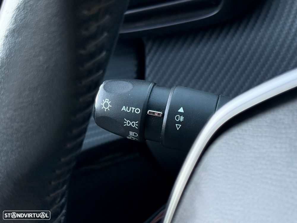 Peugeot 208 1.2 PureTech Allure Pack - 11