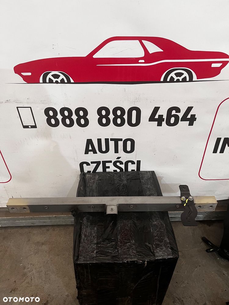 Rozpórka Komory silnika Maserati Quatroporte - 1