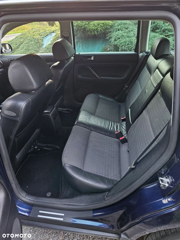 Volkswagen Passat 1.9 TDI Highline Tiptr - 15