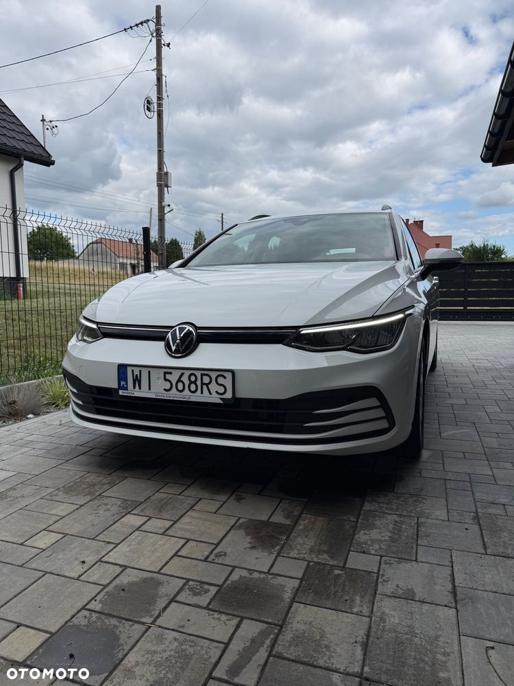 Volkswagen Golf 1.5 eTSI Life DSG - 3