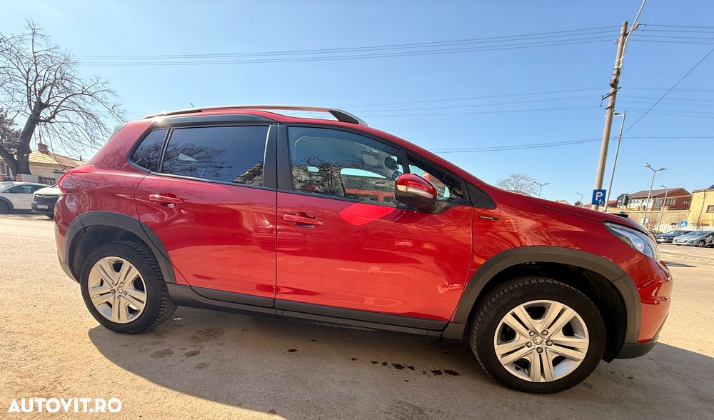 Peugeot 2008 PureTech 82 Signature - 10