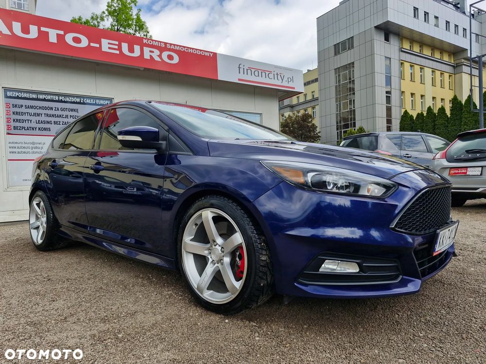 Ford Focus 2.0 EcoBoost ST mit Leder-Exclusiv-Paket - 7