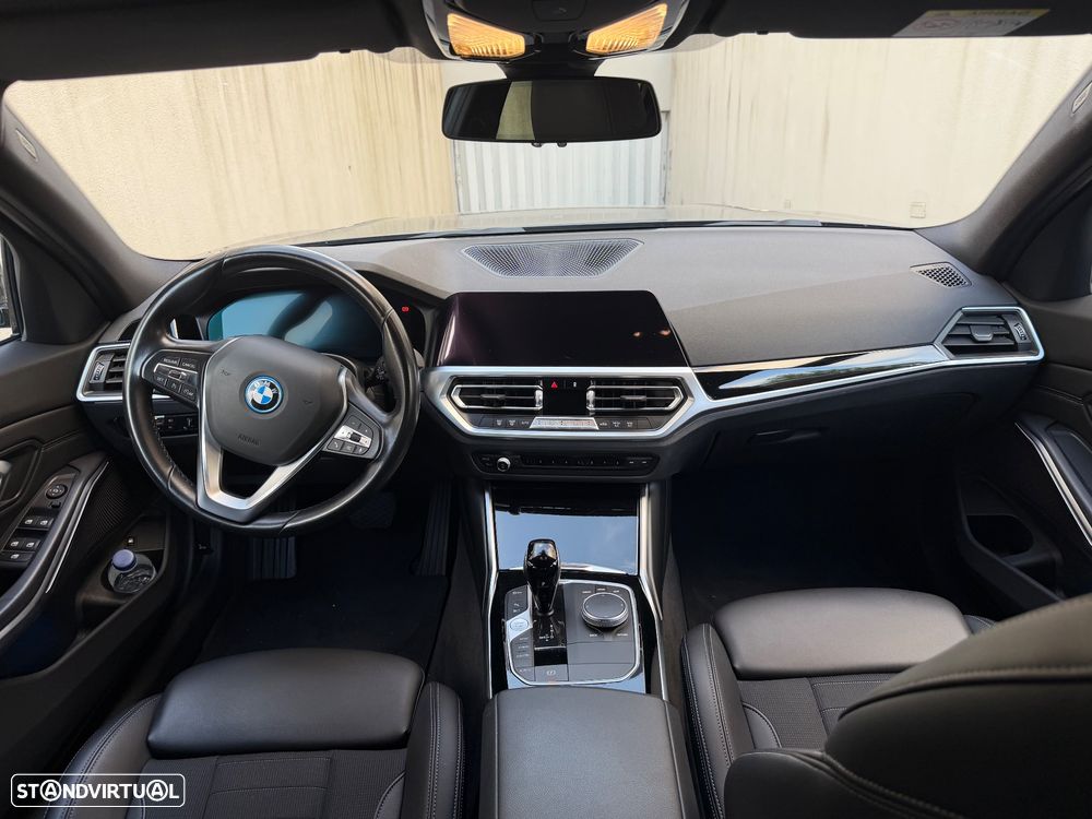BMW 320 e Corporate Edition Auto - 12