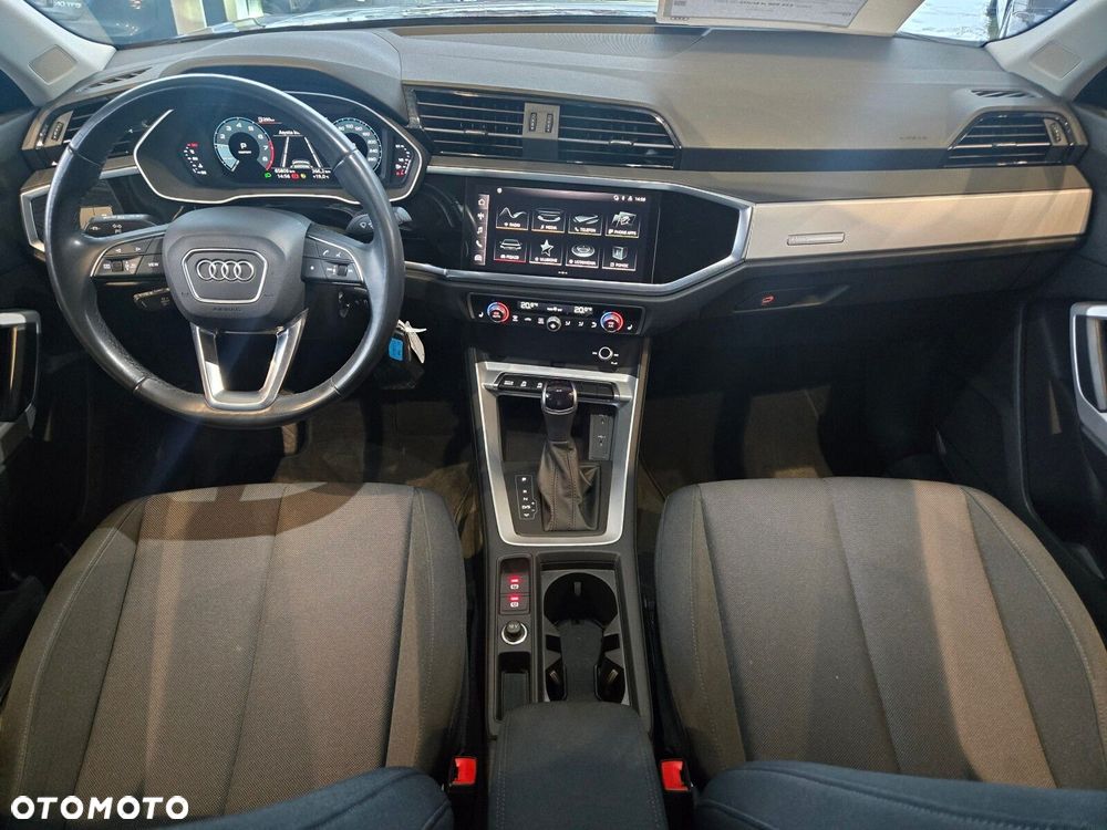 Audi Q3 Sportback - 14