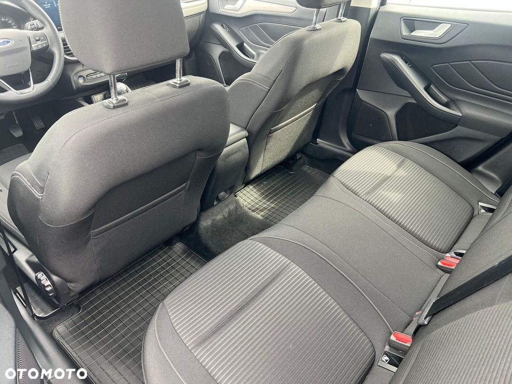 Ford Focus - 12
