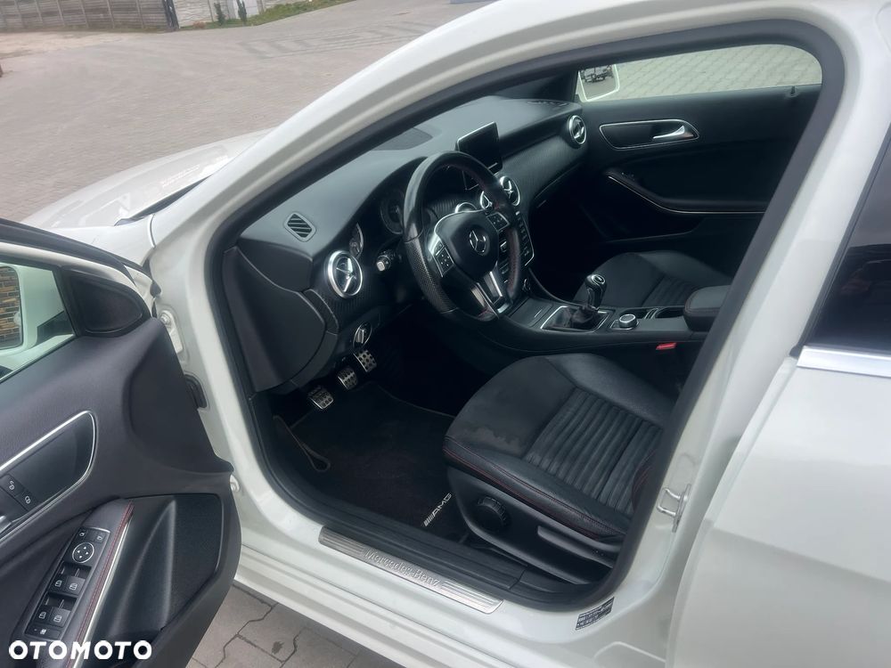 Mercedes-Benz Klasa A 180 AMG Line - 9