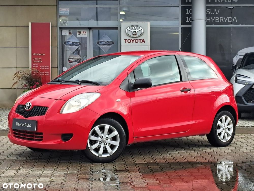 Toyota Yaris 1.3 Luna Premium - 2