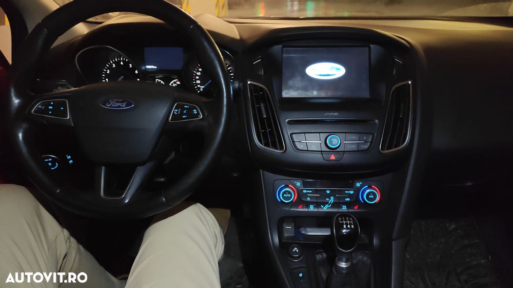 Ford Focus 1.0 EcoBoost Trend - 5