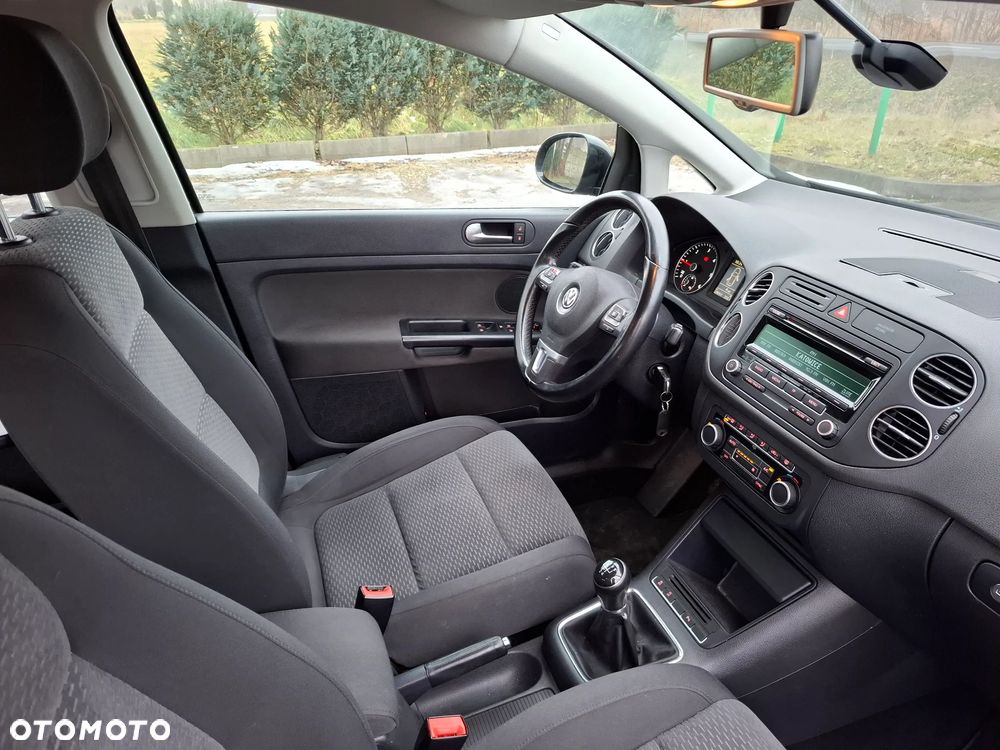 Volkswagen Golf Plus - 18