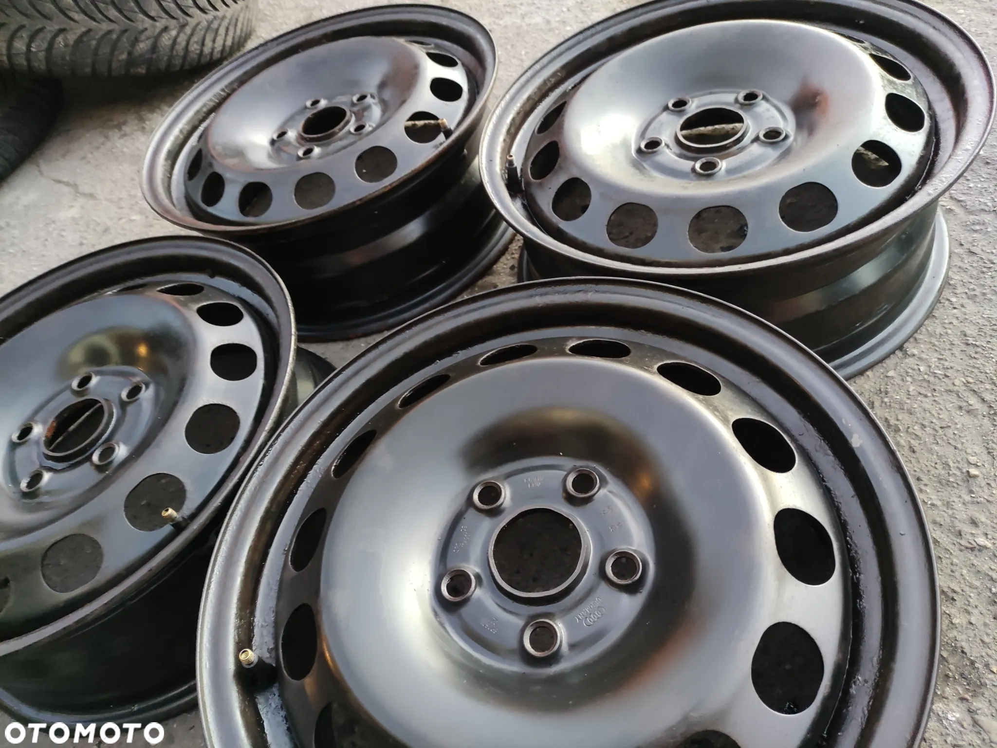 5x112 Felgi Stalowe Stal 16 VW GOLF 6 VI 7 VII TOURAN JETTA CADDY PASSAT SKODA OCTAVIA 2 3 YETI SEAT LEON TOLEDO ALTEA AUDI A3 8P 8V A4 B6 A6 C5 Legnica ALU-RAD - 8