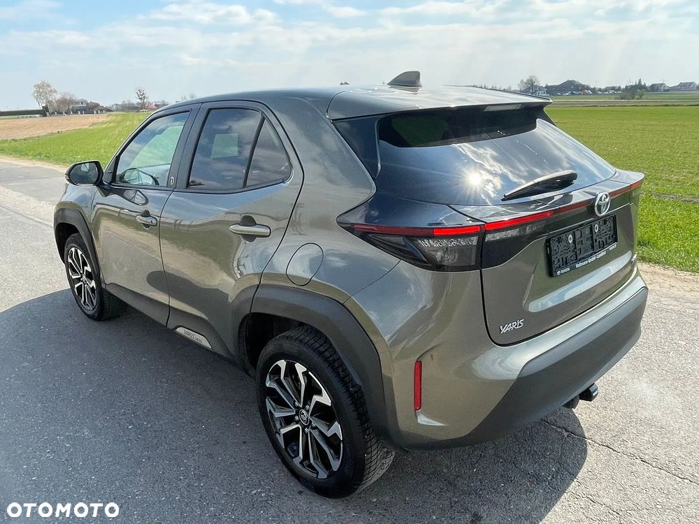 Toyota Yaris Cross 130 1.5 VVT-i Team Deutschland - 4