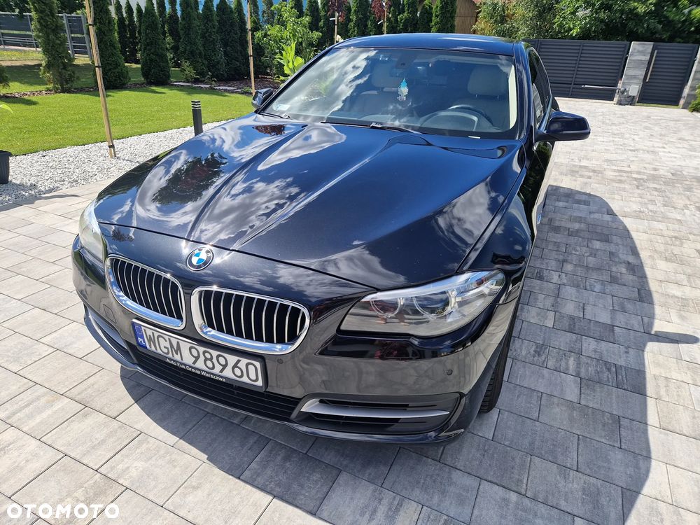 BMW Seria 5 520d xDrive Luxury Line - 3