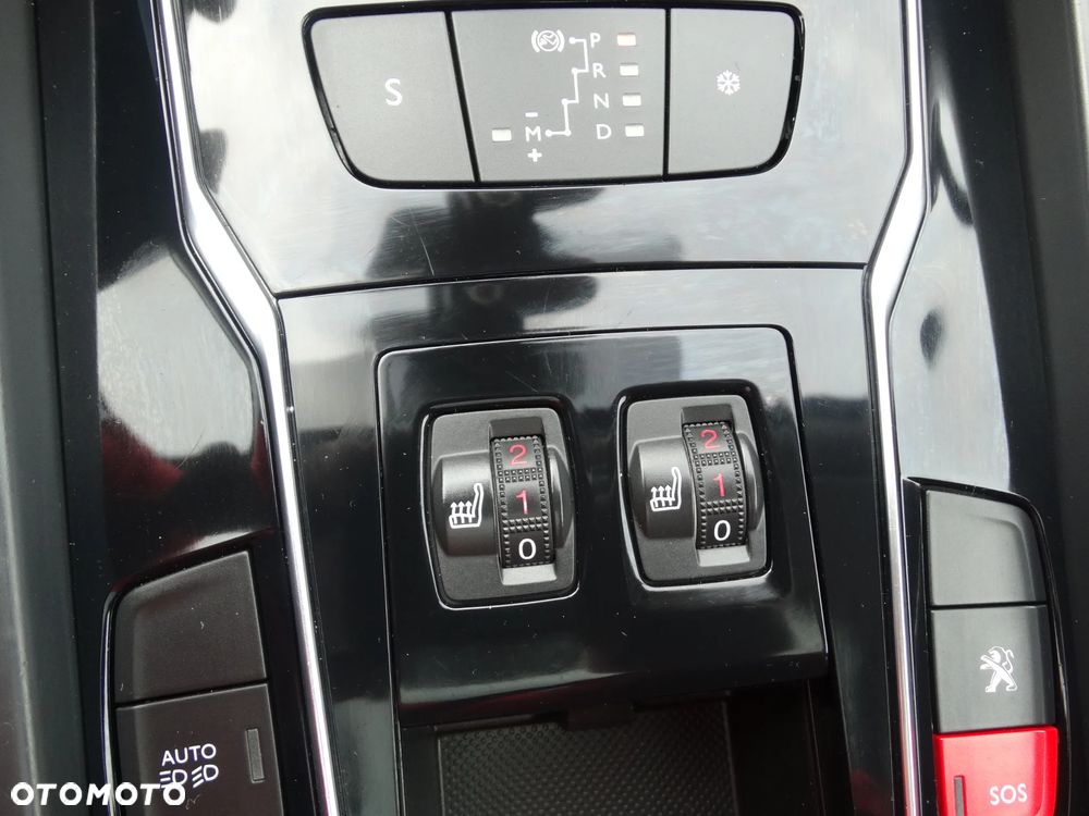 Peugeot 508 BlueHDi FAP 180 Automatik Stop&Start Allure - 17