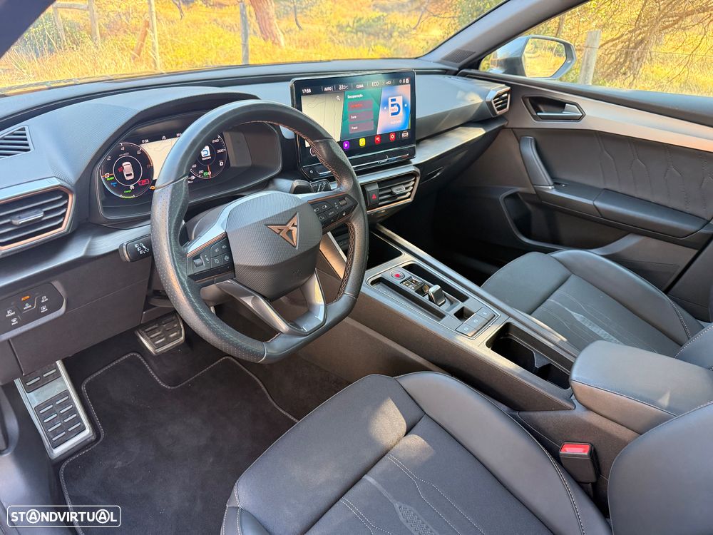 Cupra Leon 1.4 e-Hybrid VZ DSG - 9