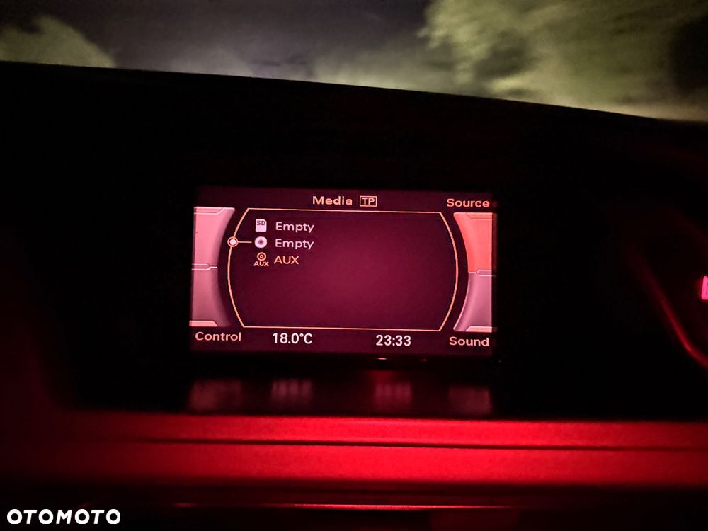 Audi A4 Limousine - 32