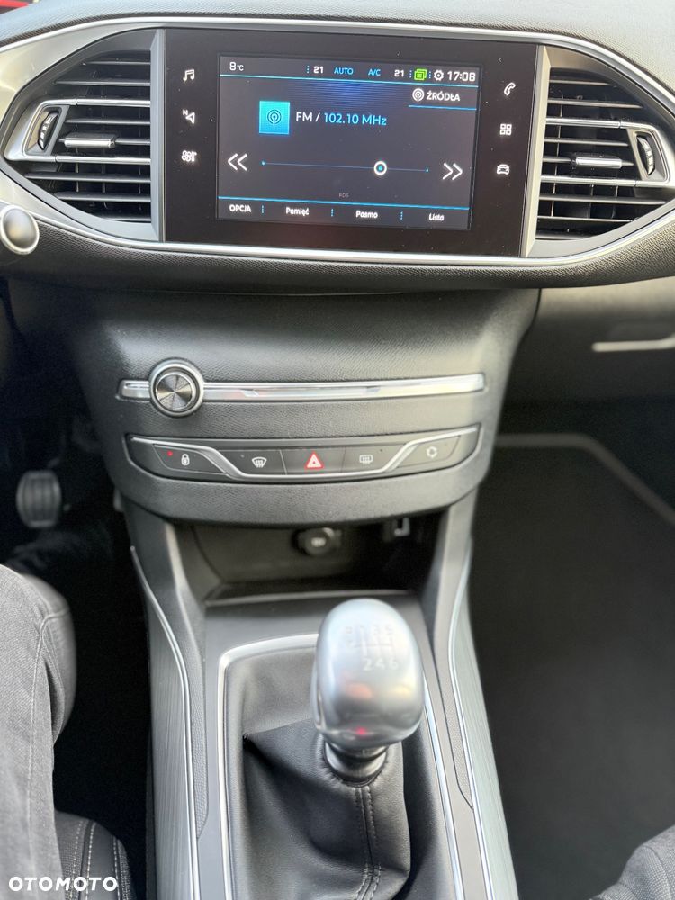 Peugeot 308 1.2 PureTech Allure S&S - 24