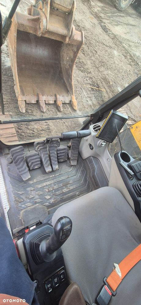 Volvo ECR 355 - 5