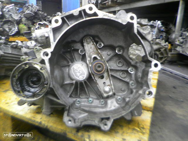 Caixa Velocidades CEU VW POLO 2003 1.2 64CV 5P AZUL GASOLINA - 2