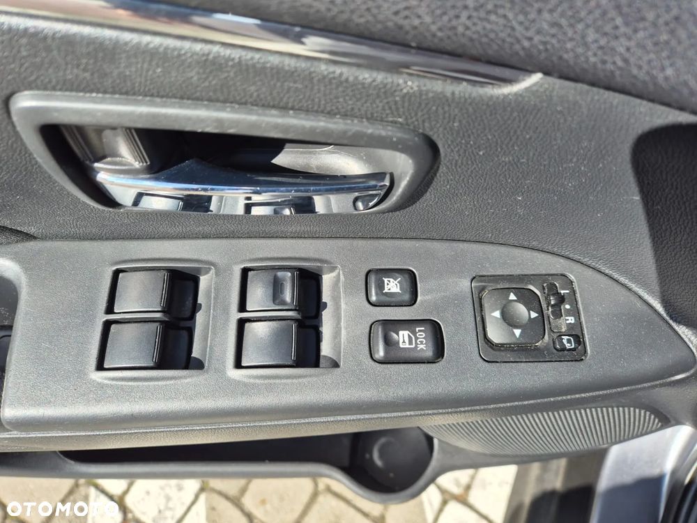Mitsubishi ASX - 14