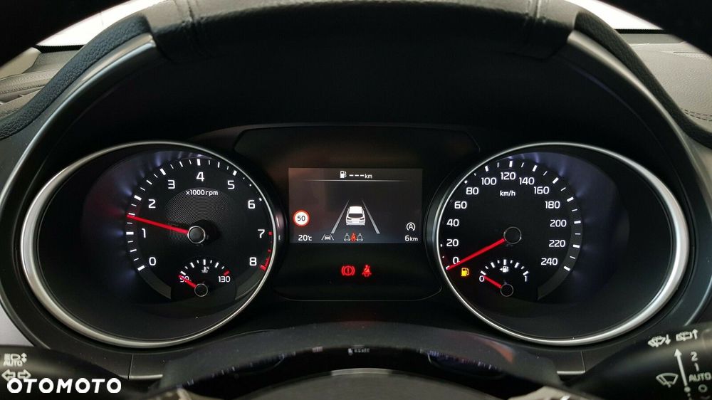 Kia Ceed - 21