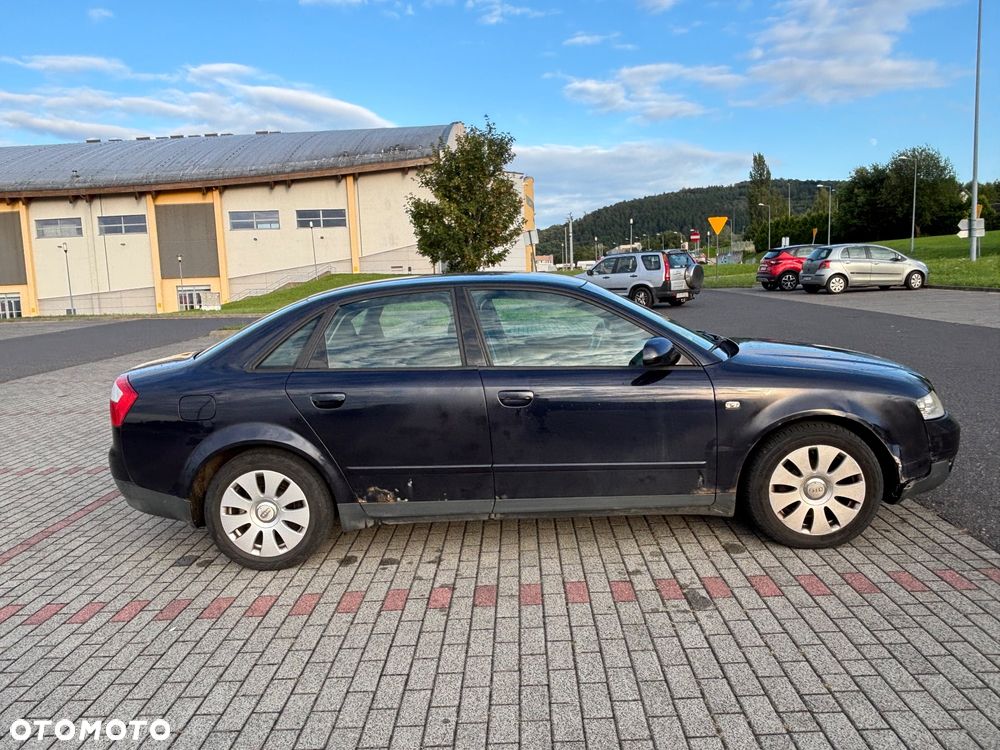 Audi A4 Limousine - 6