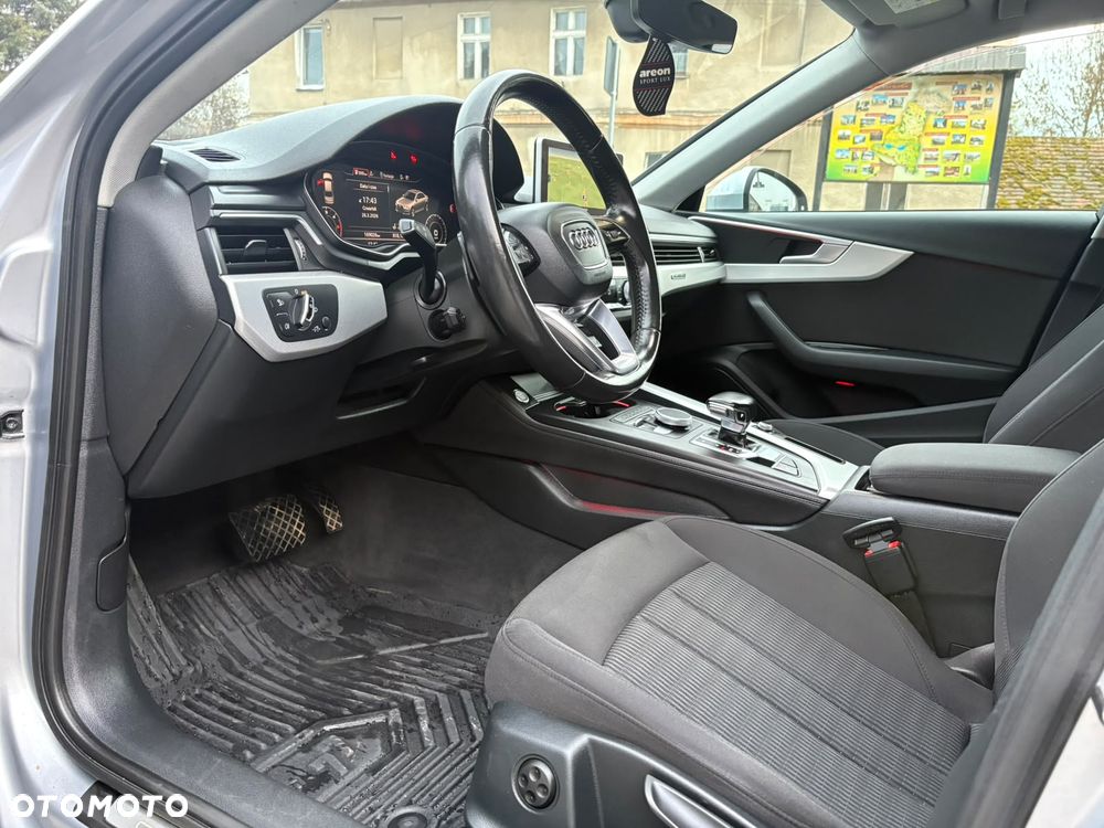 Audi A4 Avant - 10